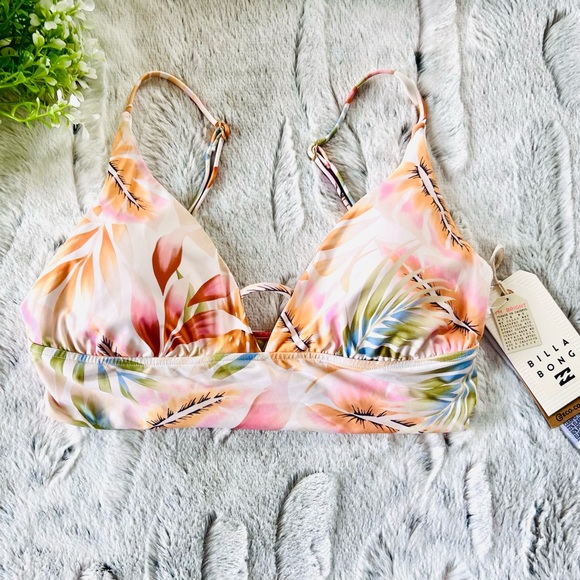 Sold. NWT Billabong Small Island Calling Paradise Print Swim Top - Picture 3 of 16
